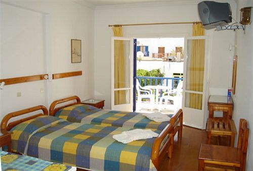 Stergia Hotel Páros Extérieur photo